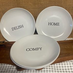 SET OF 4 PRINT SALAD PLATES